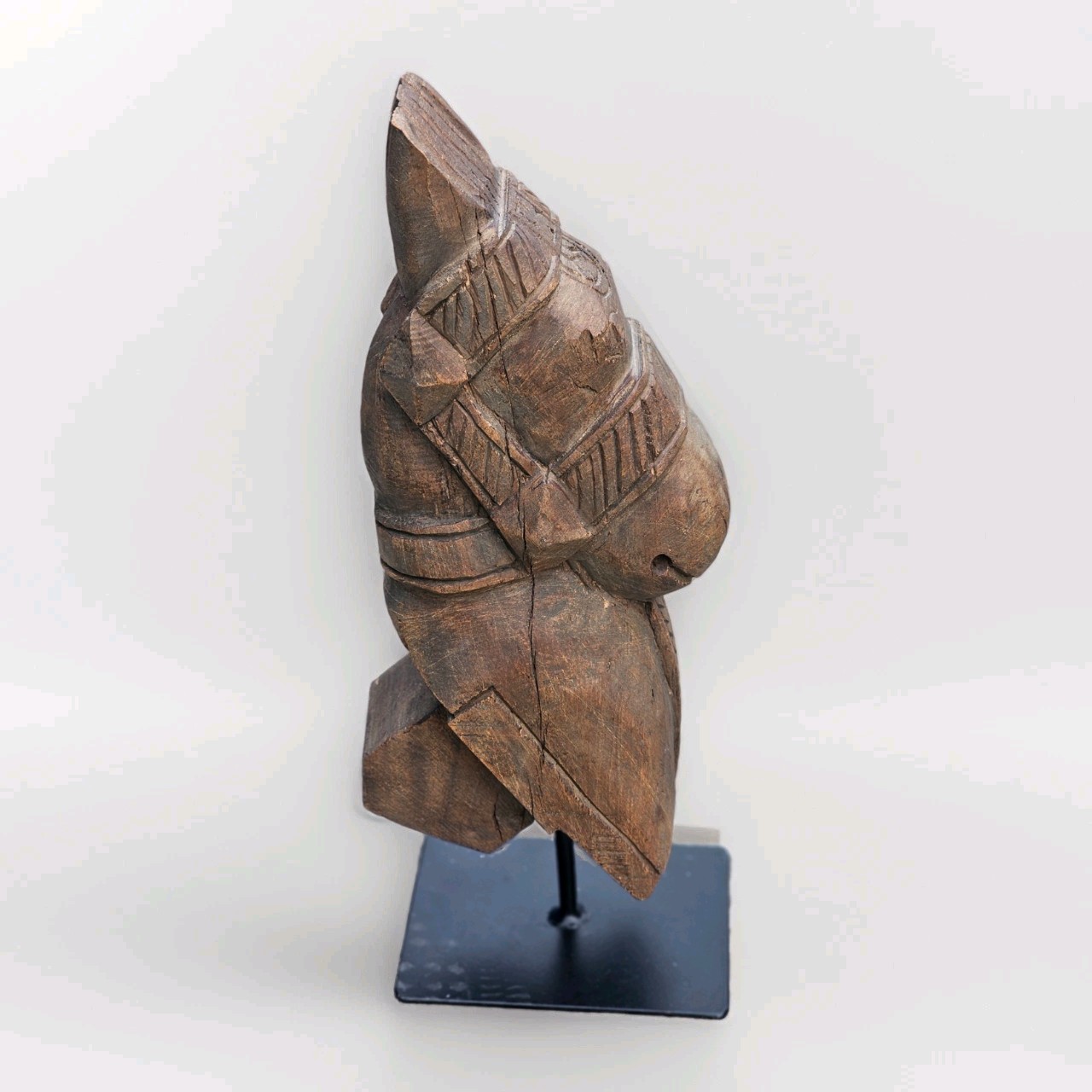 Antique Indian Wooden Horse Head Sculpture – Carved Architectural Bracket Bust