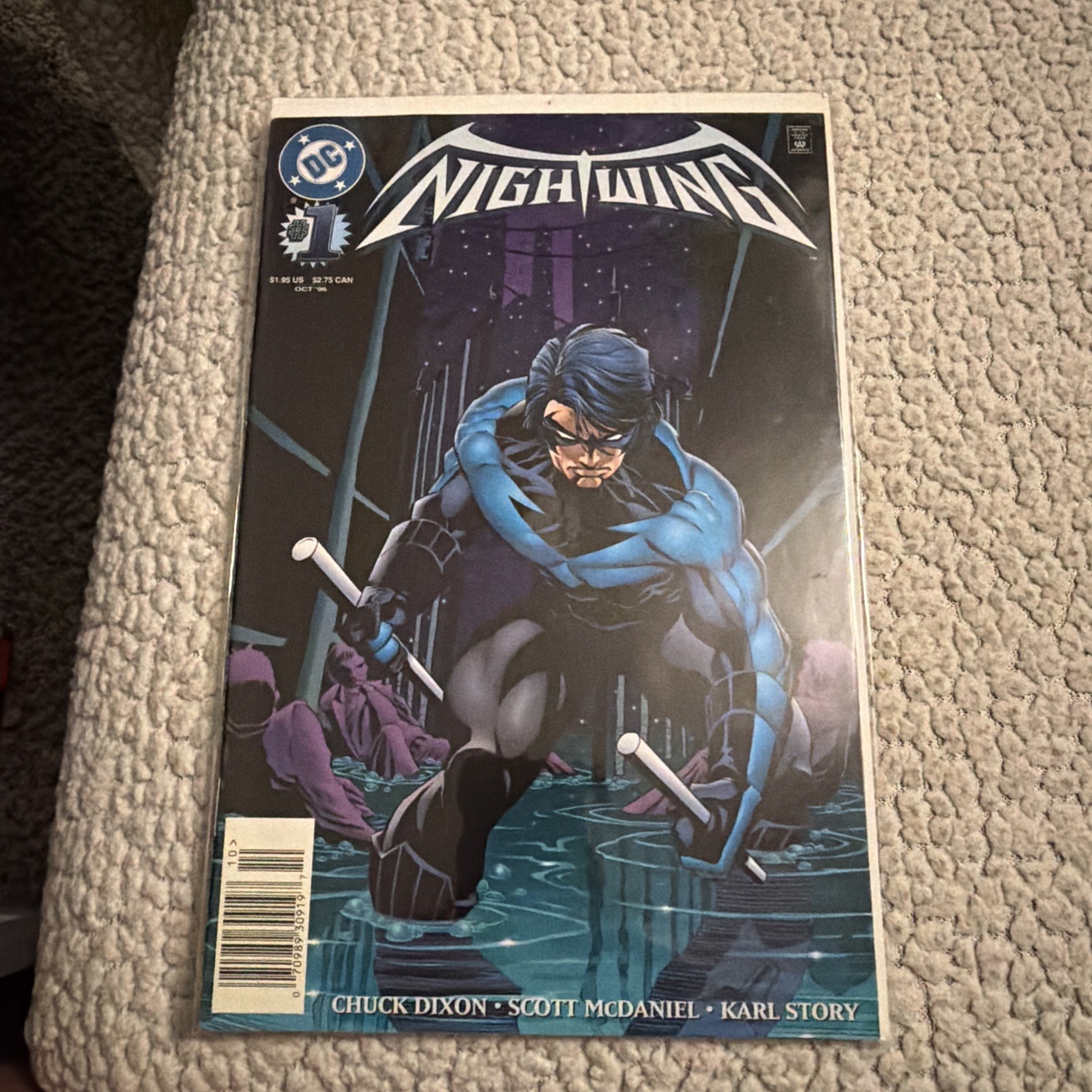 Nightwing #1 (DC Comics October 1996) Nightwing #1 (DC Comics October 1996)