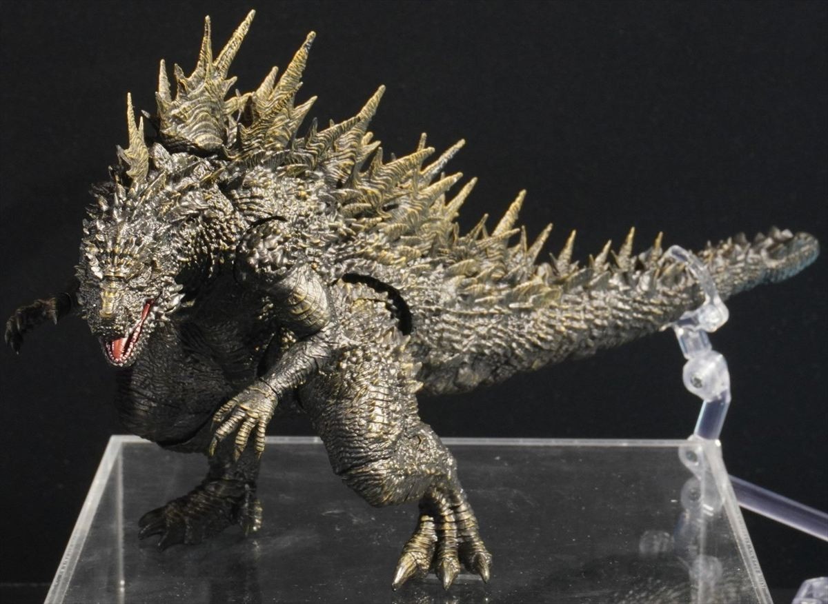 Presale S.H.MonsterArts 5
