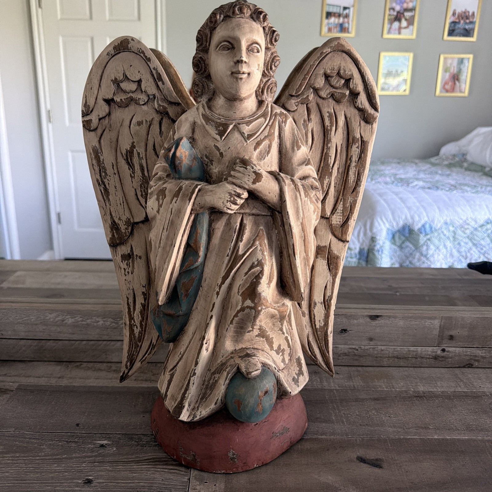 Vintage Heavy Hand carved Gothic Angel Signed Museum Beloit? Read Vintage Heavy Hand carved Gothic Angel Signed Museum Beloit? Read