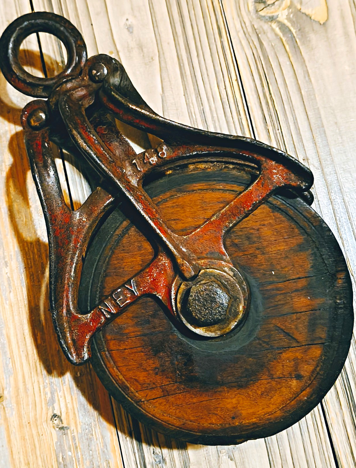 Antique Ney Manufacturing Co. No. 148 Barn Hay Trolley Drop Pulley – Orig