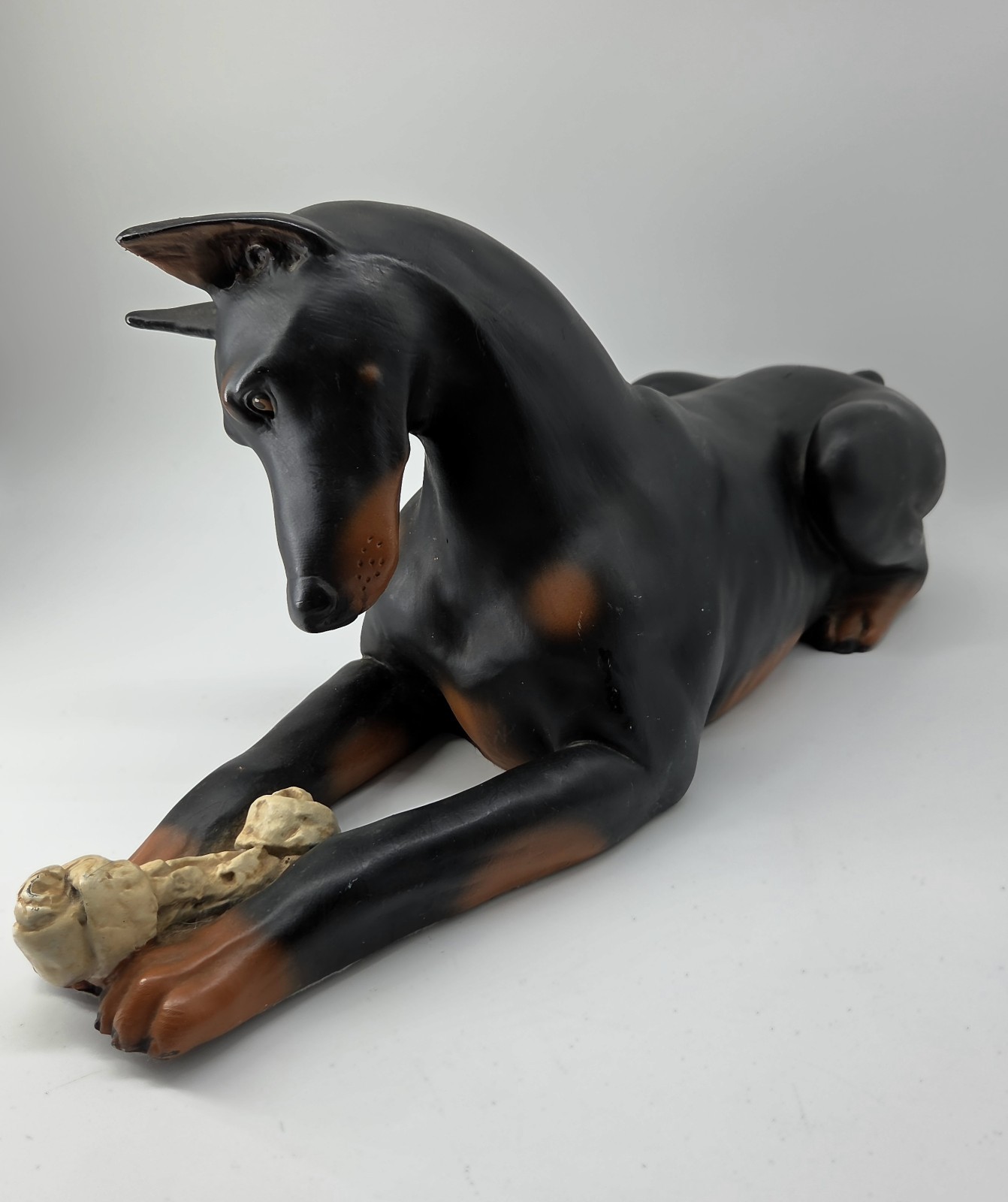 ​Vintage 1980 Universal Statuary Doberman Pinscher Dog Statue Figure USA Made