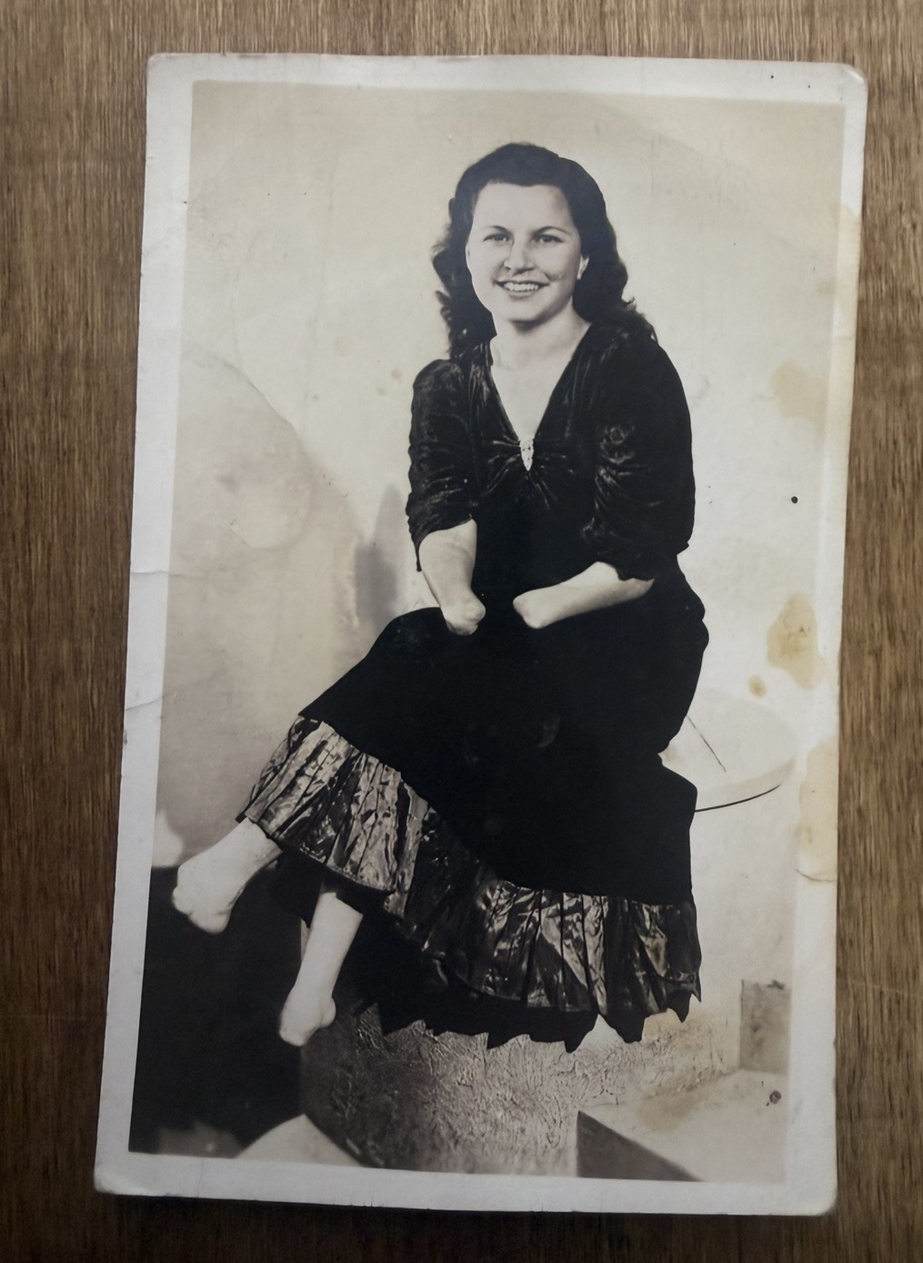 Rare 1930's “Beatrice Griffin” Signed Photo Postcard Circus Sideshow Oddity 