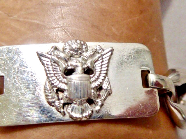 VINTAGE STERLING SILVER US ARMY EMBLEM ID BRACELET 7. VINTAGE STERLING SILVER US ARMY EMBLEM ID BRACELET 7.