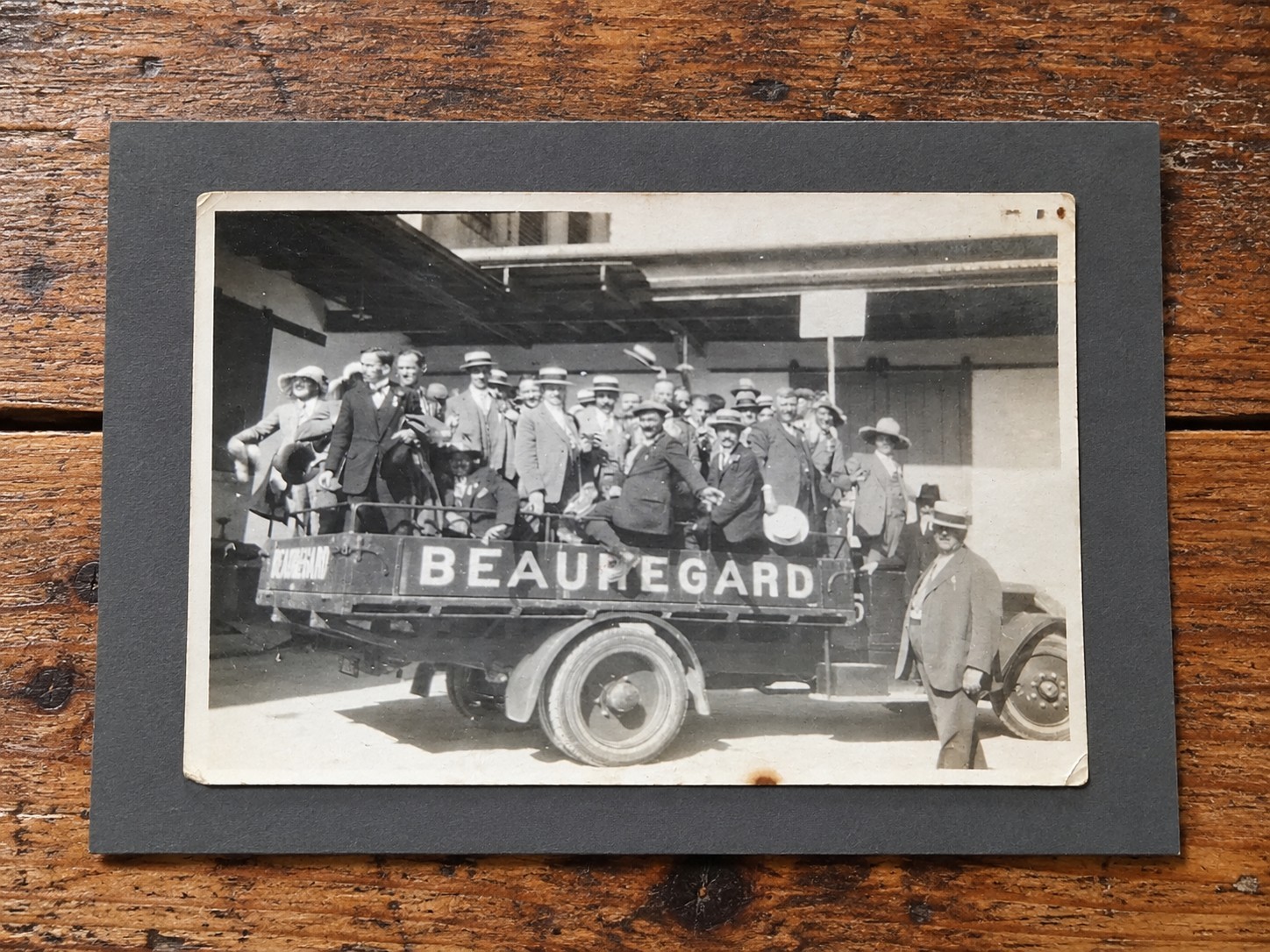 Antique 1920s New Orleans Beauregard Sightseeing Tour Bus Convention Photo 3x2