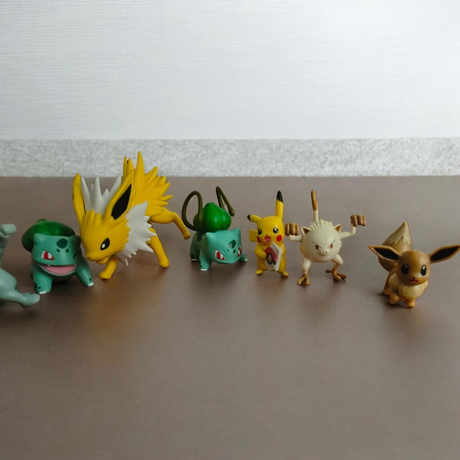 Pokémon Mixed Lot Mini Figures 7-Pack Bulbasaur Pikachu Eevee Jolteon Meowth Pokémon Mixed Lot Mini Figures 7-Pack Bulbasaur Pikachu Eevee Jolteon Meowth
