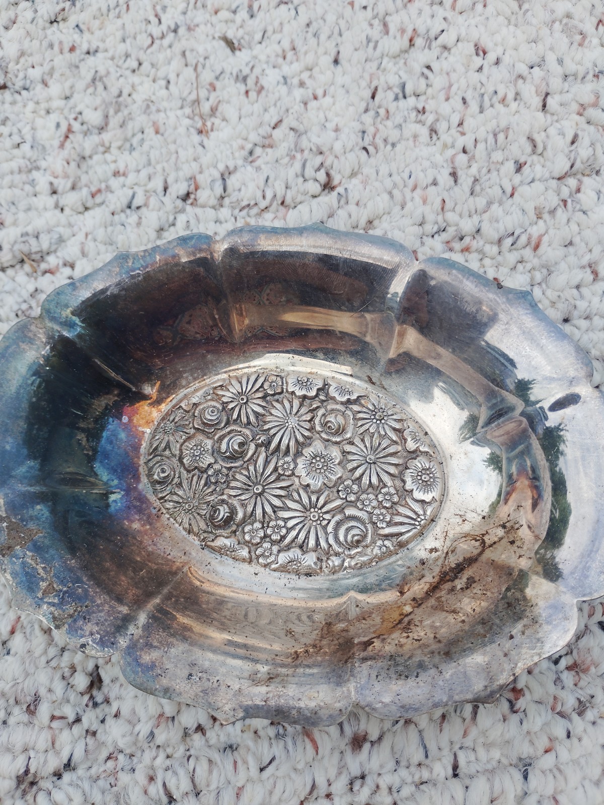 Vtg Towle EP Silver Plate Flower Bowl 3D Raised Flower Design Bottom, Small Bowl