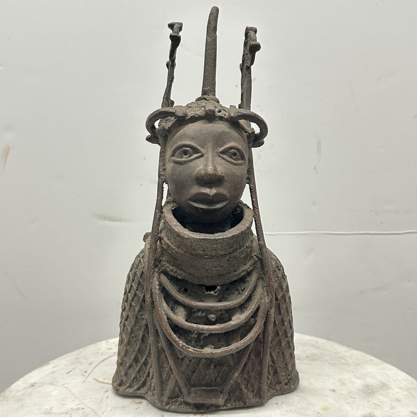 Antique Benin Bronze Oba Head Sculpture Nigeria Antique Benin Bronze Oba Head Sculpture Nigeria