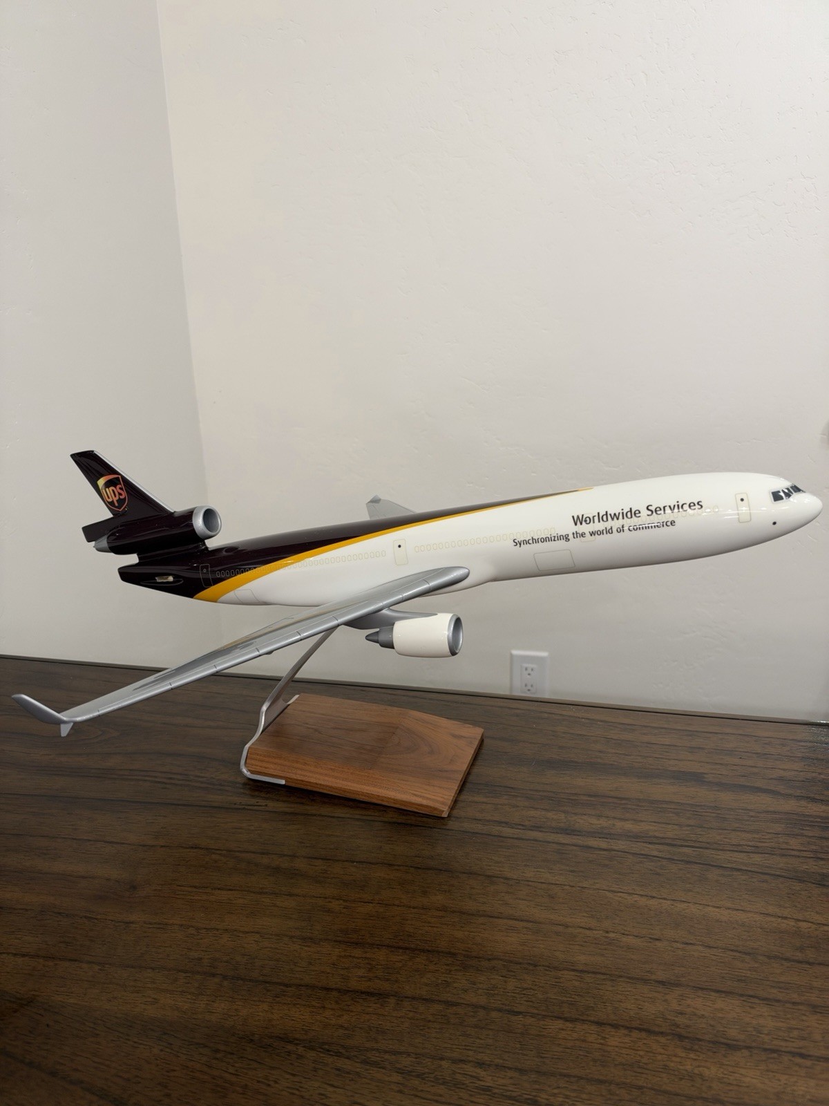 Pacmin Pacific Miniatures UPS McDonnell Douglas MD-11F (1/100 Desktop Model) Pacmin Pacific Miniatures UPS McDonnell Douglas MD-11F (1/100 Desktop Model)