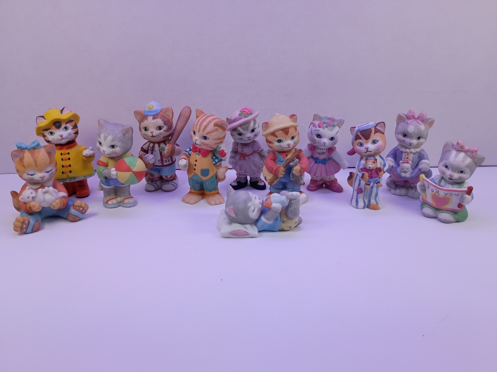 Vintage 1993 Bronson Collectibles Porcelain Cat Anthropomorphic Kitten Figurines Vintage 1993 Bronson Collectibles Porcelain Cat Anthropomorphic Kitten Figurines