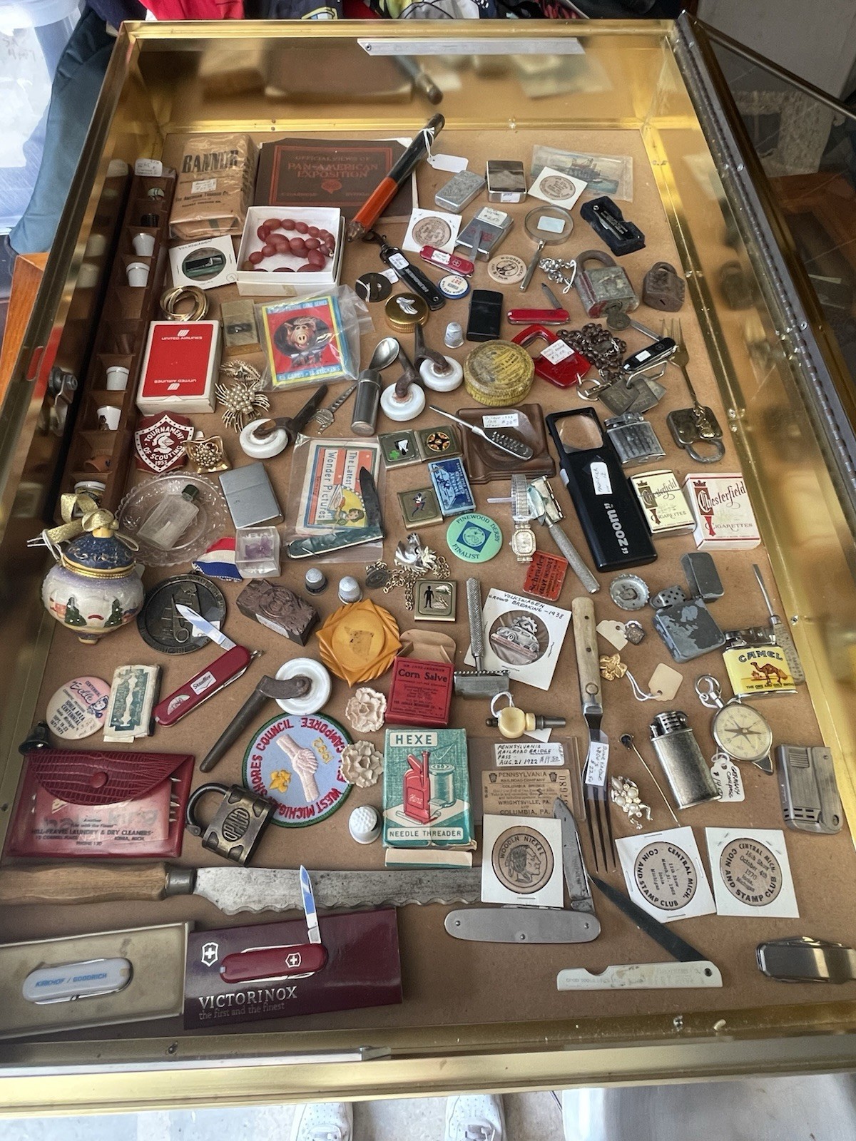 Estate Junk Drawer Lot Vintage Knife, Pins, Jewelry, Knick-Knacks, Lighters Estate Junk Drawer Lot Vintage Knife, Pins, Jewelry, Knick-Knacks, Lighters