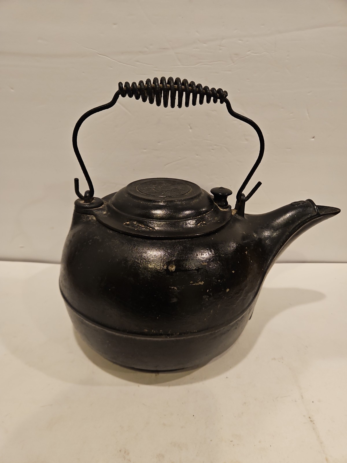 Antique Erie Griswold #8 Spider Kettle. Cast Iron Galvanized- NO Cracks NICE 
