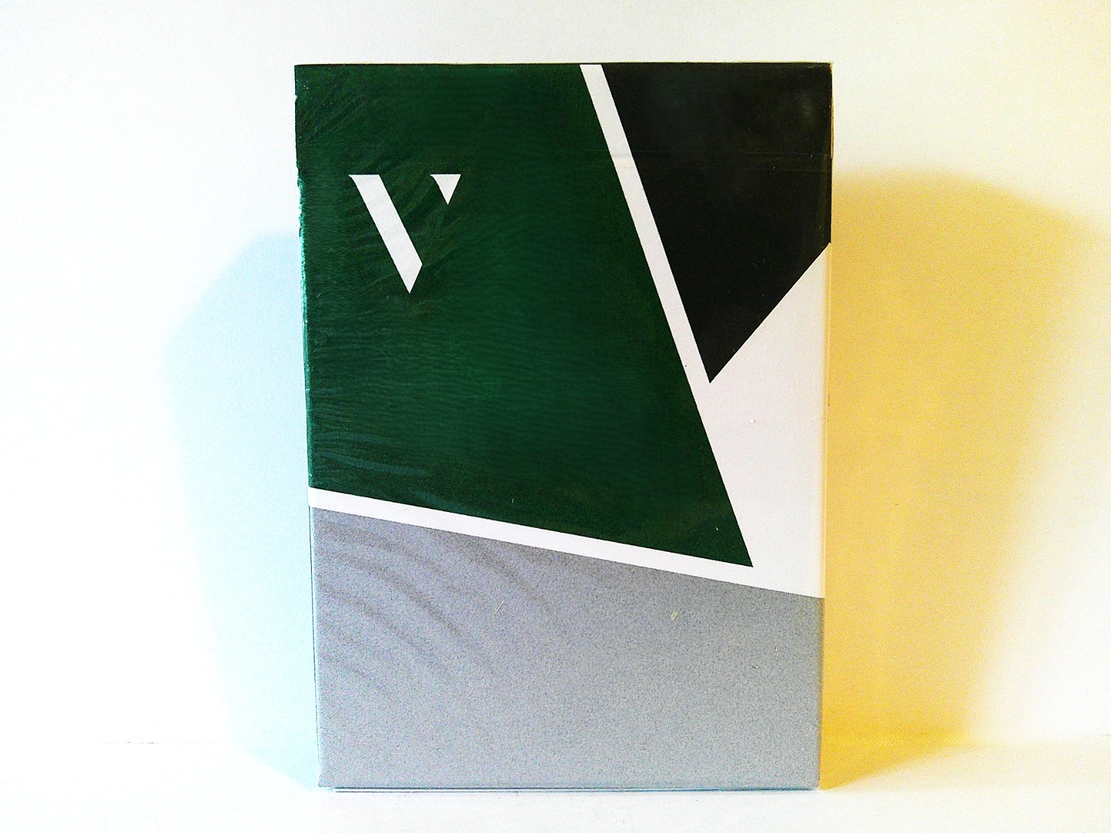 ONE NEW SEALED VIRTUOSO FALL/WINTER PLAYING CARD DECK GREAT FOR CARDISTRY 2017 ONE NEW SEALED VIRTUOSO FALL/WINTER PLAYING CARD DECK GREAT FOR CARDISTRY 2017
