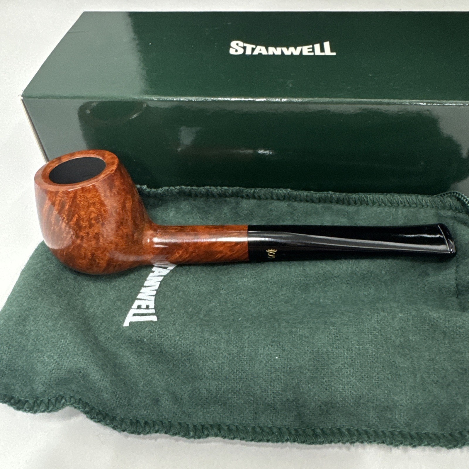 Stanwell Featherweight Brown Polished Model 239 Straight Brandy - New Stanwell Featherweight Brown Polished Model 239 Straight Brandy - New