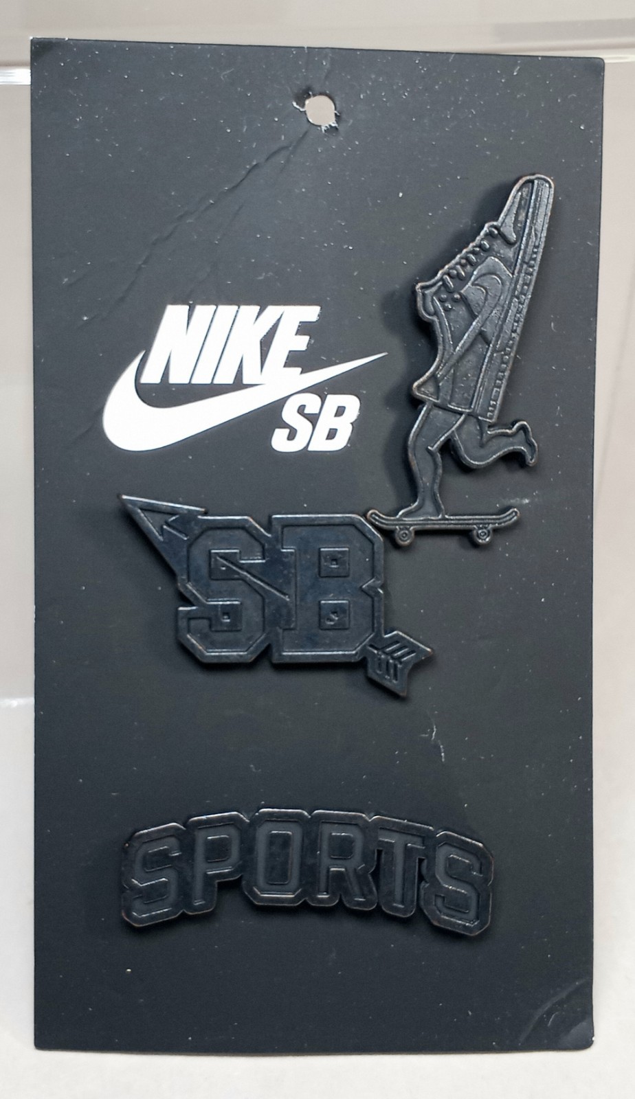 2017 Nike SB Heritage 86 Pin Set New On Card Black Out Skateboard Sneaker 2017 Nike SB Heritage 86 Pin Set New On Card Black Out Skateboard Sneaker