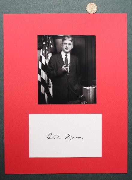 1970-78 Nixon Federal Reserve Chairman Arthur Burns signed autograph card set --