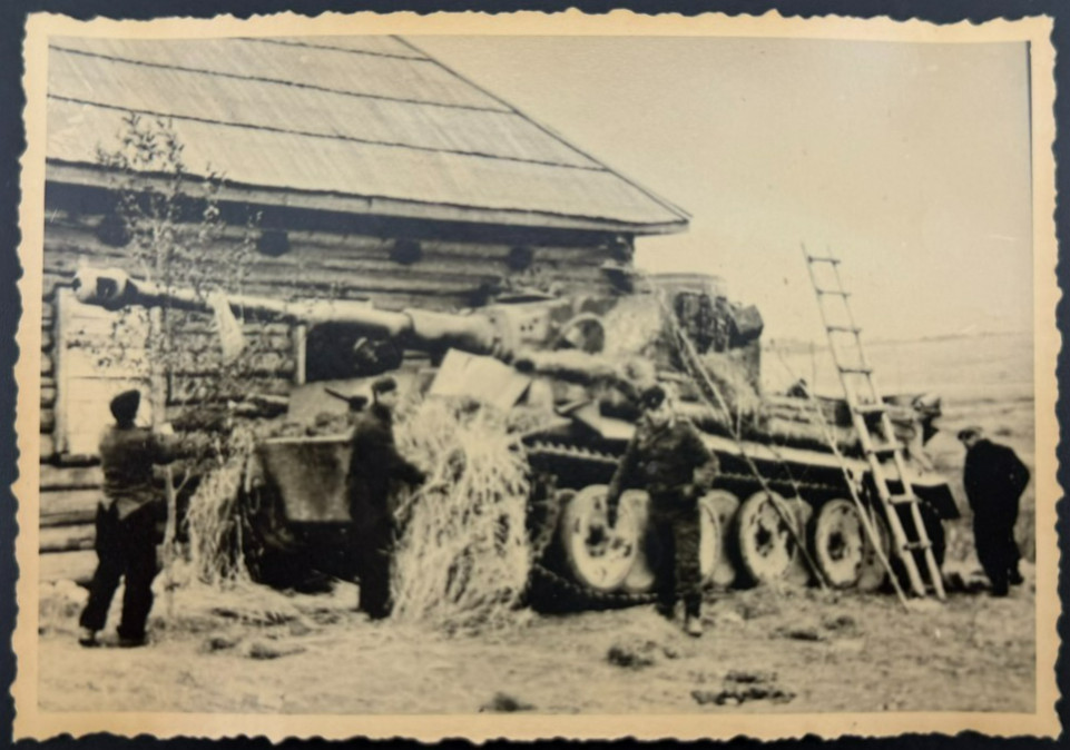 WW2 German Tiger I Tank Photo Vintage Military PzKpfw VI Eastern Front Original