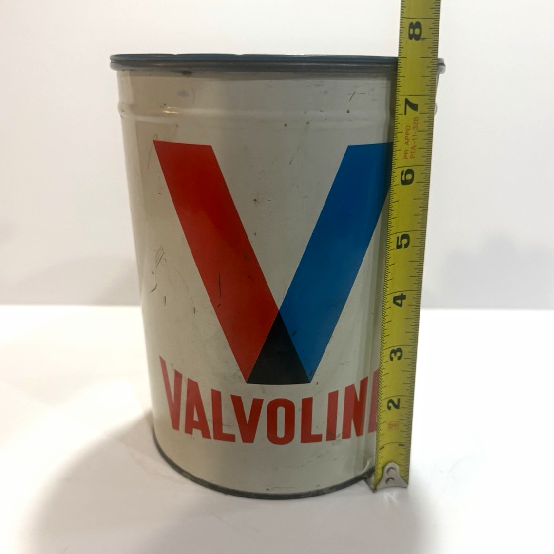 Vintage 1950s 5 Pound Valvoline Grease Can, half full Vintage 1950s 5 Pound Valvoline Grease Can, half full