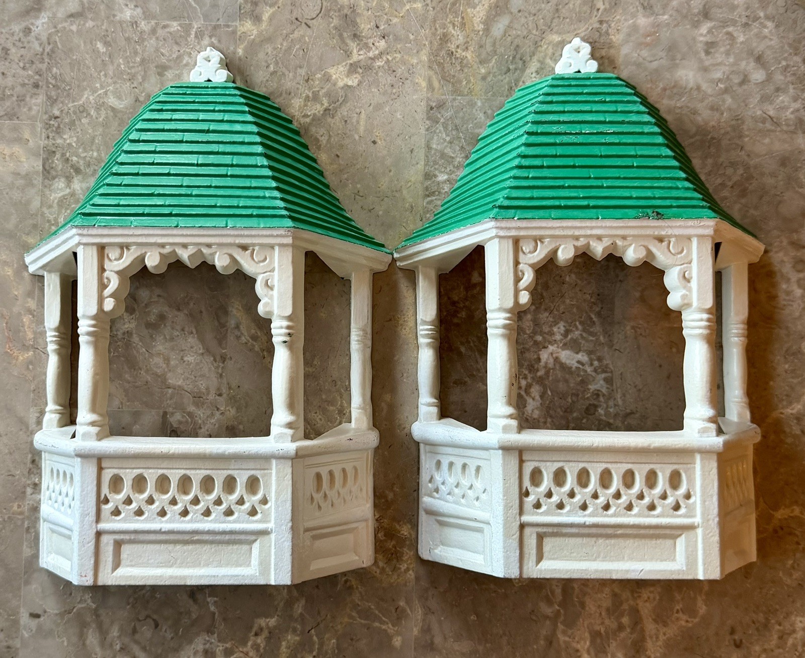 Set Of 2 Vintage Homco Burwood Green Gazebo Plaques Wall Pockets