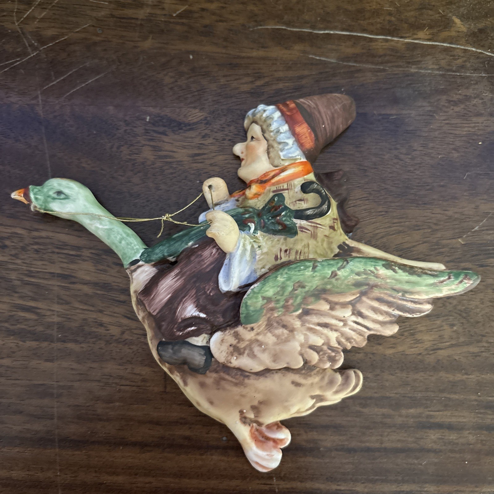 Vintage Lefton wall plaque Mother Goose, Old Woman Flying Duck #1258, RARE ,EUC Vintage Lefton wall plaque Mother Goose, Old Woman Flying Duck #1258, RARE ,EUC