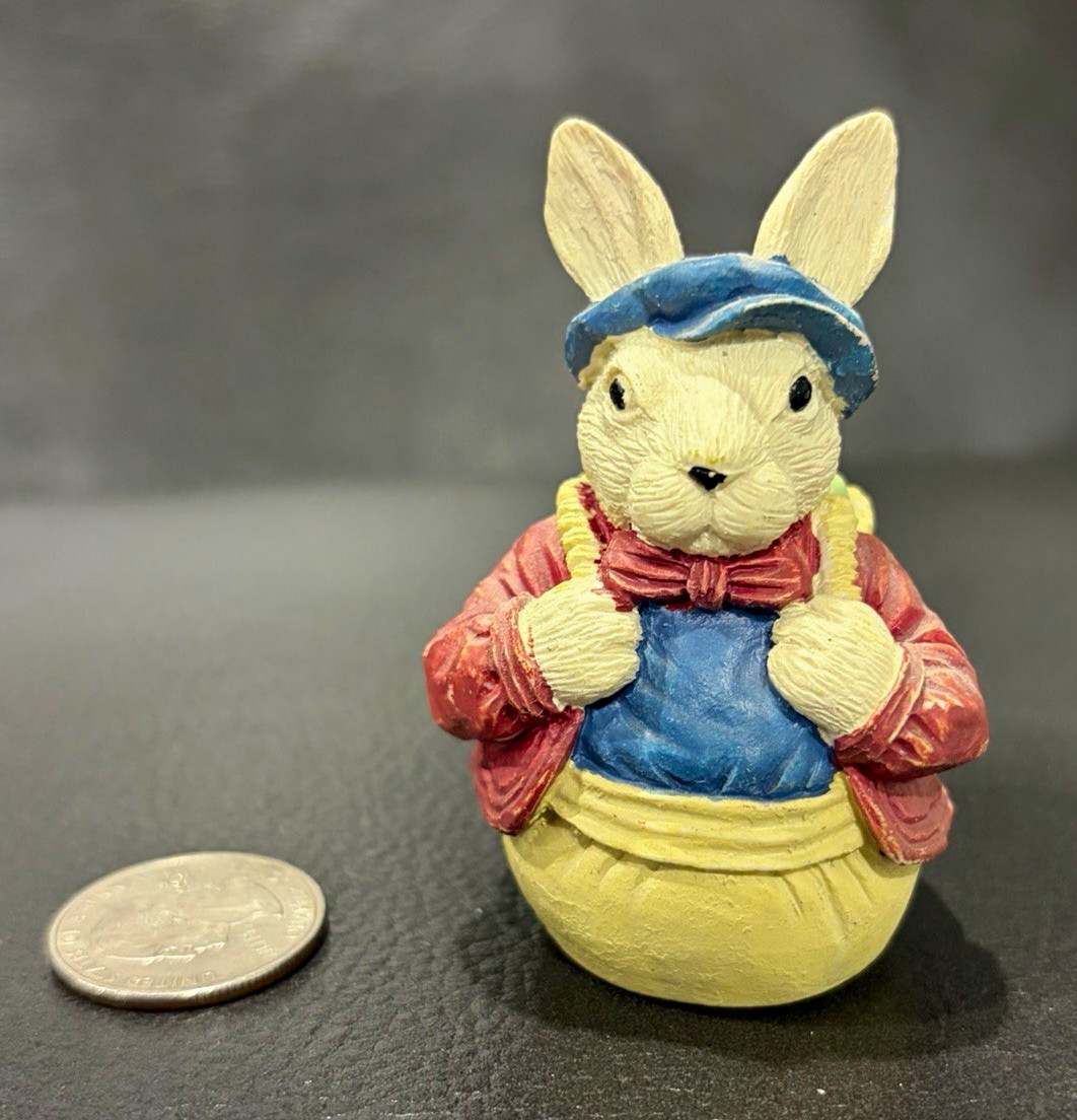 Annie's Attic Easter Bunny Rabbit Figurine Painted Resin Basketweave Taiwan