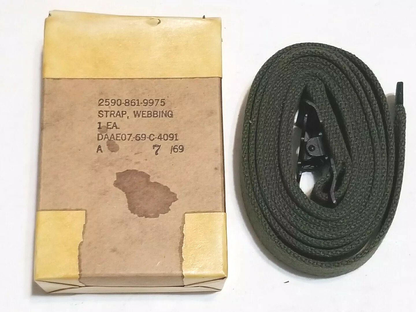 Vietnam NOS in Box Strap Webbing 1EA. Dated 1969 Vietnam NOS in Box Strap Webbing 1EA. Dated 1969
