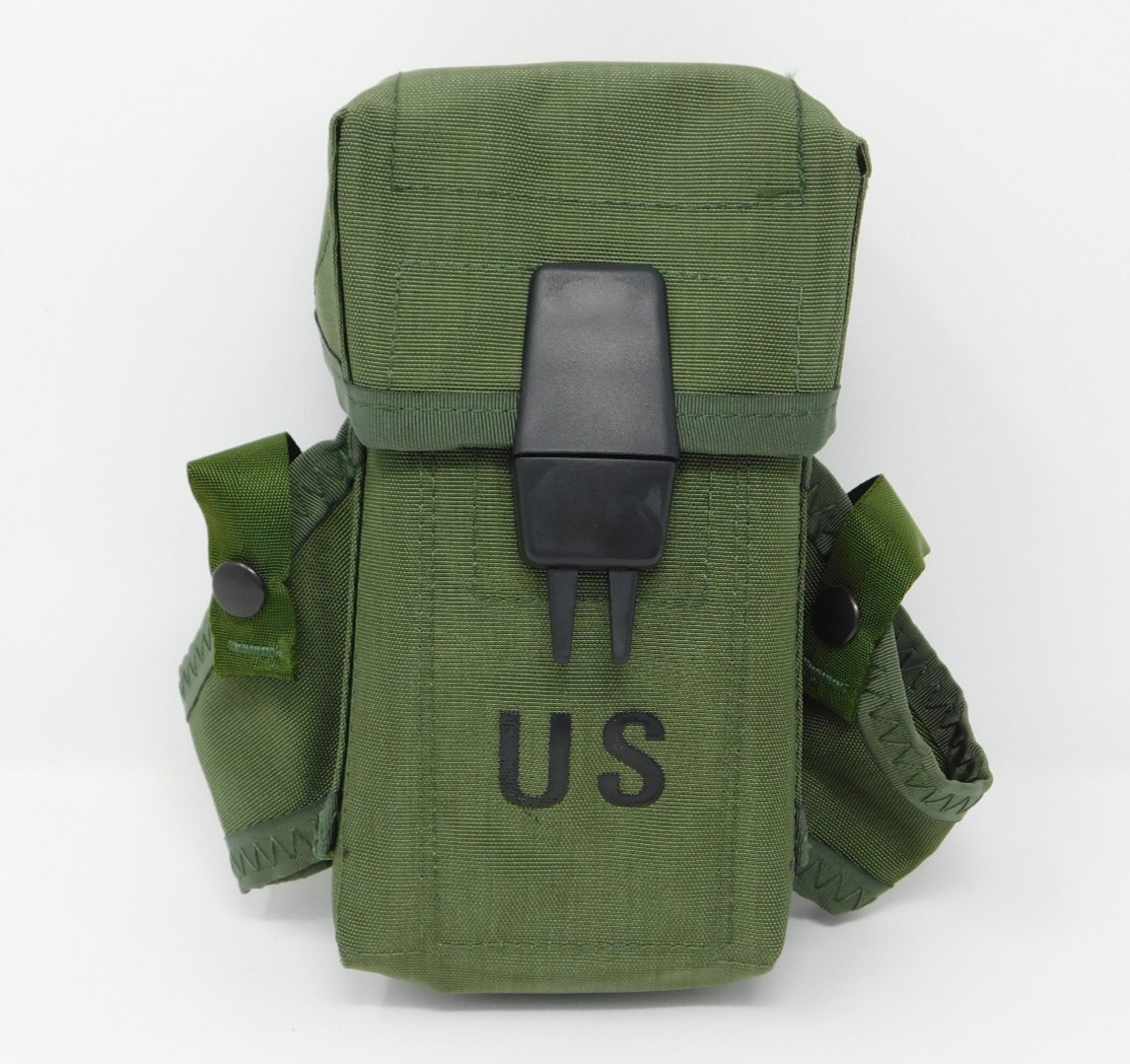 US Military ALICE LC1 Triple Mag Pouch 30 RD Small Arms Ammo Case VGC US Military ALICE LC1 Triple Mag Pouch 30 RD Small Arms Ammo Case VGC