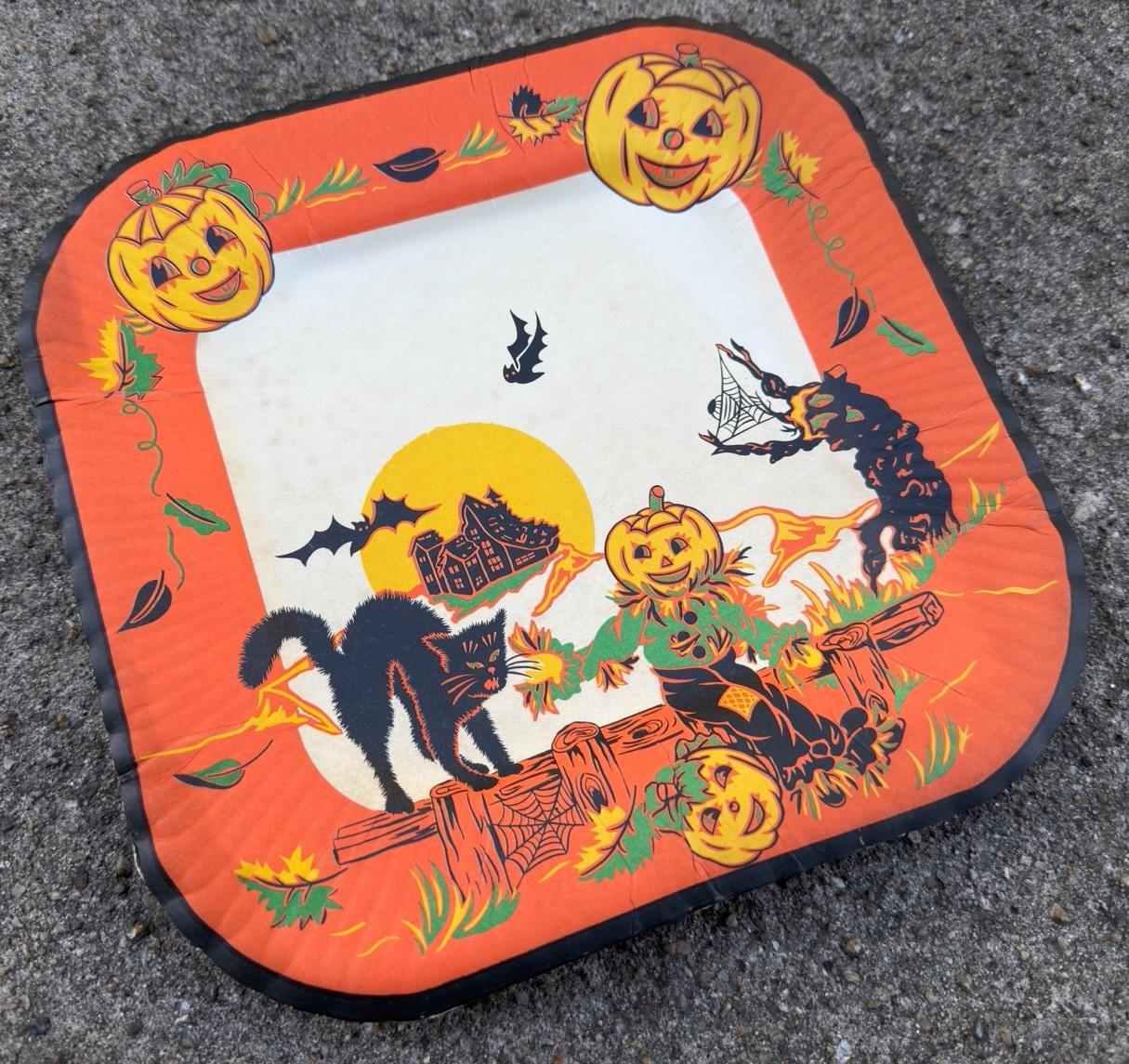 Lot 8 Vintage 1950s/60s Halloween Reed's Paper Party Plates, Pumpkin Black Cat