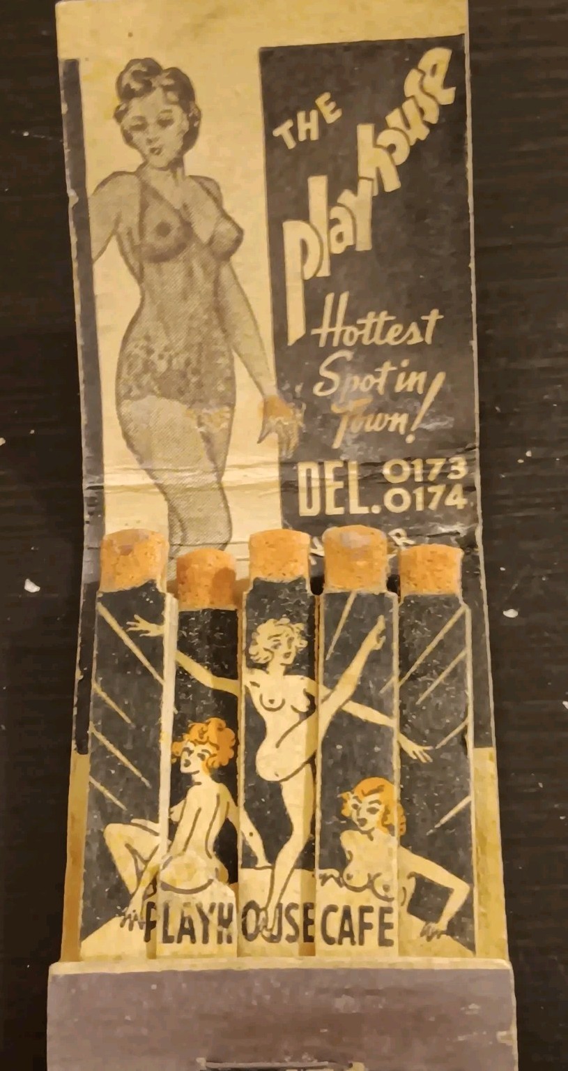 VINTAGE PLAYHOUSE CAFE CHICAGO CLARK ST FEATURE MATCHBOOK PINUP GIRL BURLESQUE VINTAGE PLAYHOUSE CAFE CHICAGO CLARK ST FEATURE MATCHBOOK PINUP GIRL BURLESQUE