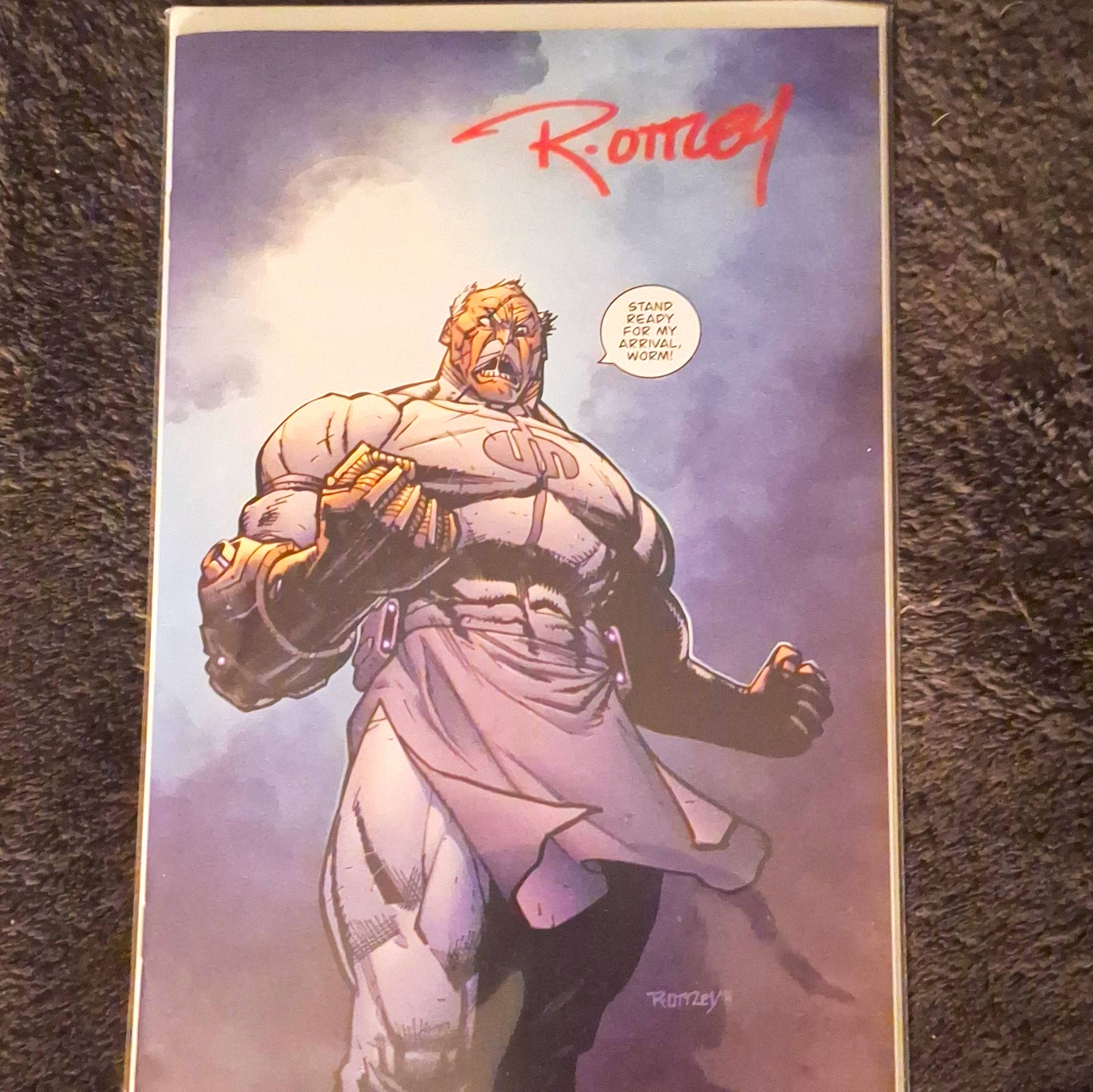 Invincible #61 C2E2 2025 Exclusive Virgin / Foil Variant Ryan Ottley Signed. Invincible #61 C2E2 2025 Exclusive Virgin / Foil Variant Ryan Ottley Signed.