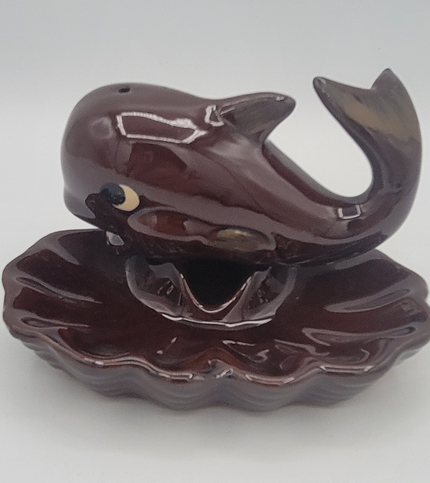 Vintage Brown Whale Ashtray Or Trinket Dish Ceramic Smoke Blow Hole Boho Vintage Brown Whale Ashtray Or Trinket Dish Ceramic Smoke Blow Hole Boho