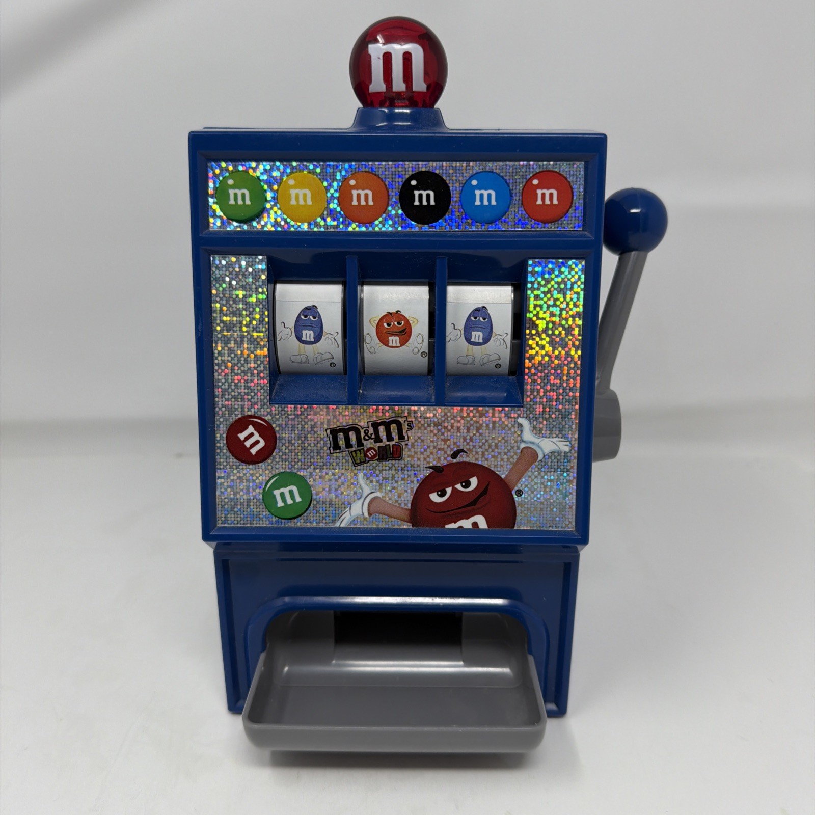 M&M\'s World Slot Machine Candy Dispenser Blue M&Ms Collectible Toy Novelty Decor M&M\'s World Slot Machine Candy Dispenser Blue M&Ms Collectible Toy Novelty Decor