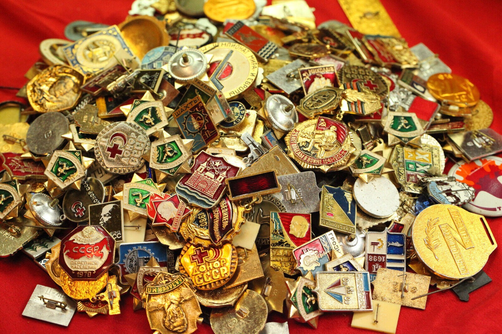 Lot of 50 pcs USSR SOVIET ERA ENAMEL PINS, BADGES COLD WAR COMMUNISM CCCP