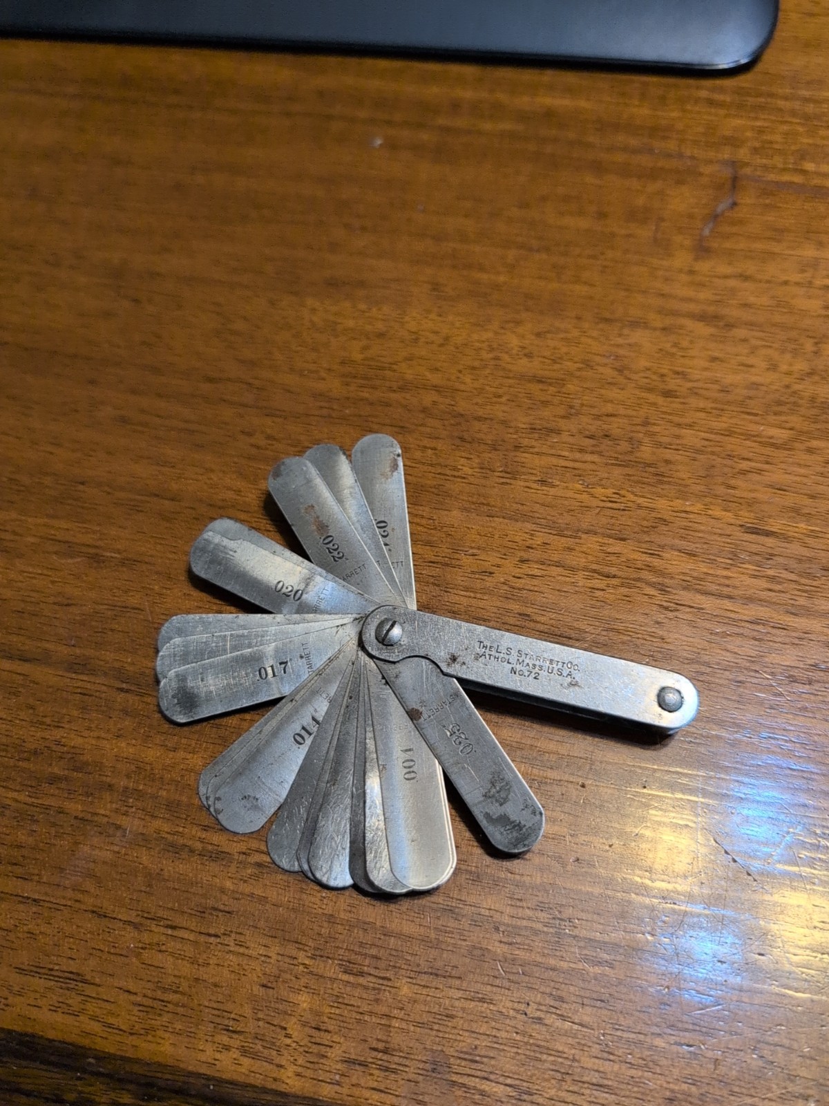 Vintage L. S. Starrett No. 72 Feeler Thickness Gage Machinist Tools USA Vintage L. S. Starrett No. 72 Feeler Thickness Gage Machinist Tools USA
