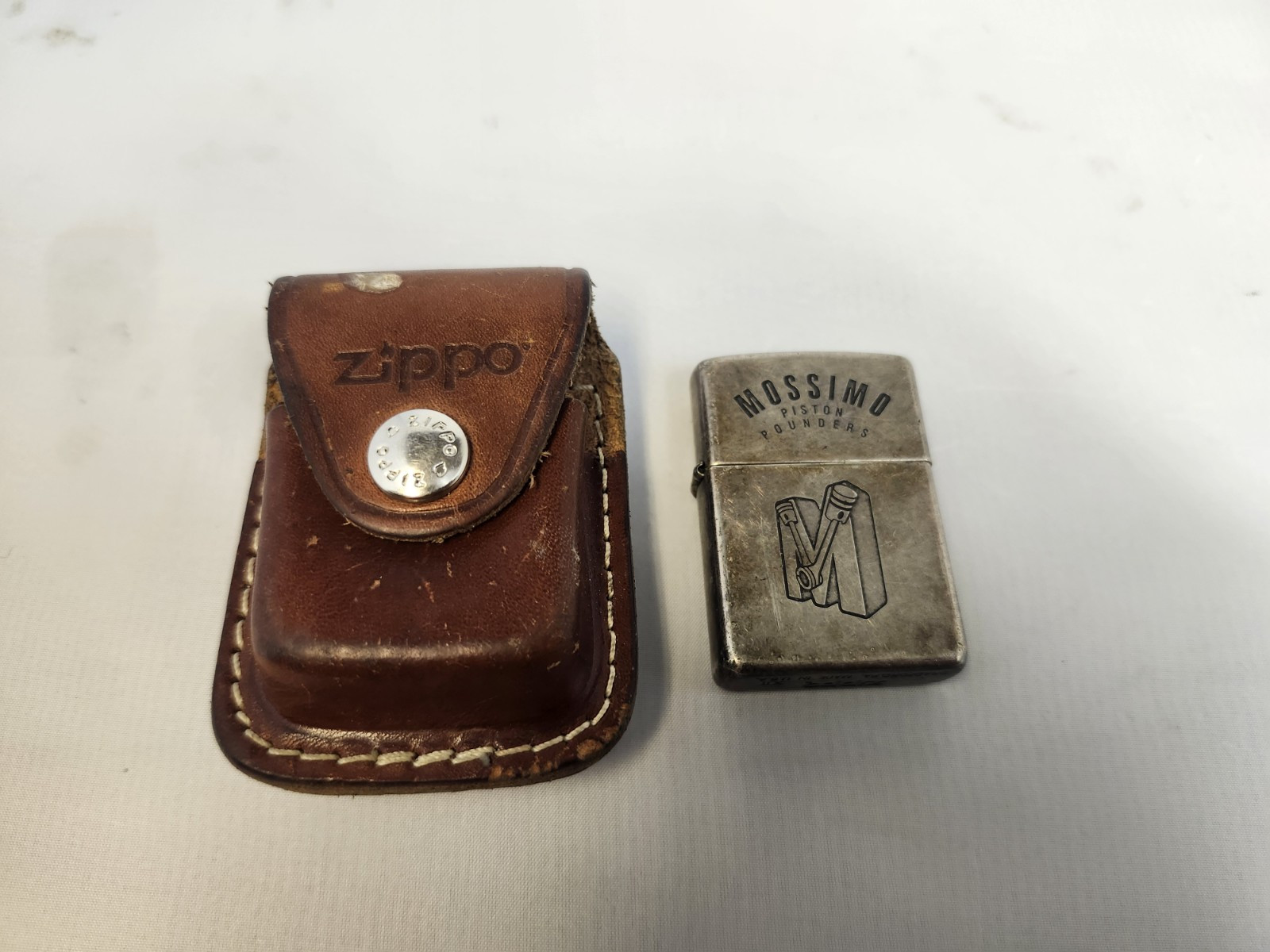 vintage 1996 MOSSIMO Piston Pounders ZIPPO LIGHTER Automobilia Collectible