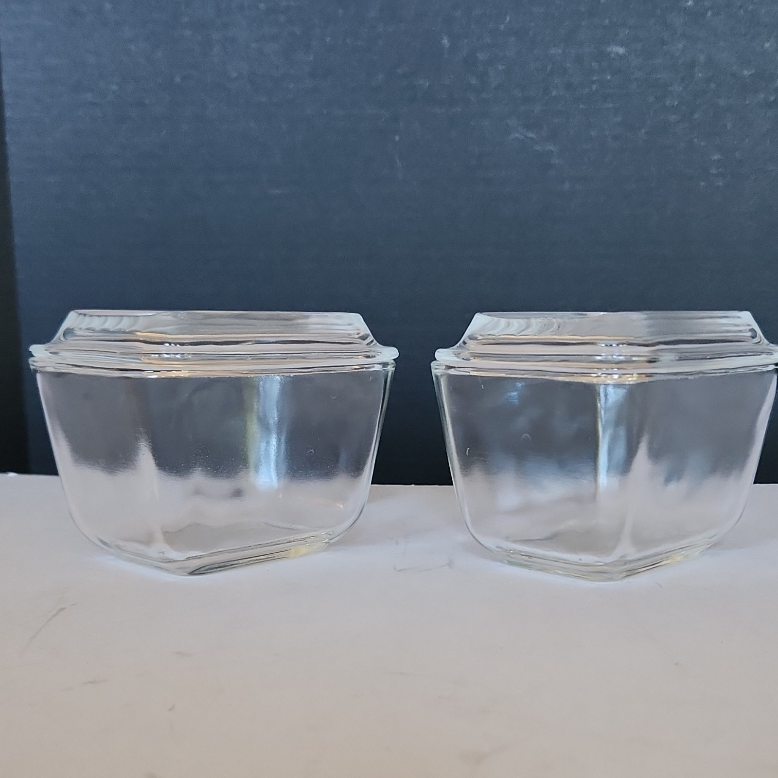 Vintage Clear Pyrex 501 Refrigerator Dishes & Lids Set of 2 MINT Fridgies MCM Vintage Clear Pyrex 501 Refrigerator Dishes & Lids Set of 2 MINT Fridgies MCM