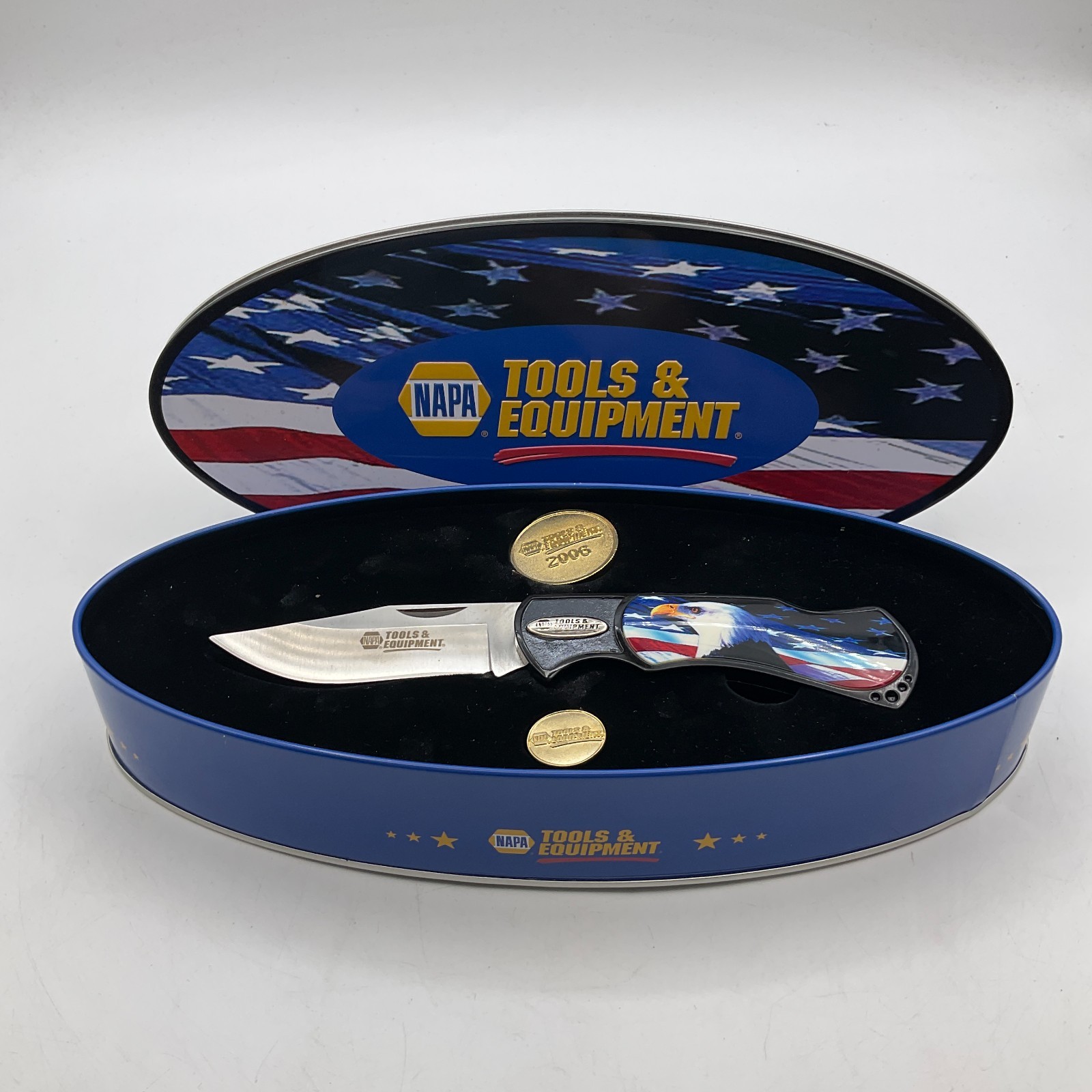 NEW 2006 NAPA Tools & Equipment Collectible Folding Knife Tin Coin Pin Set
