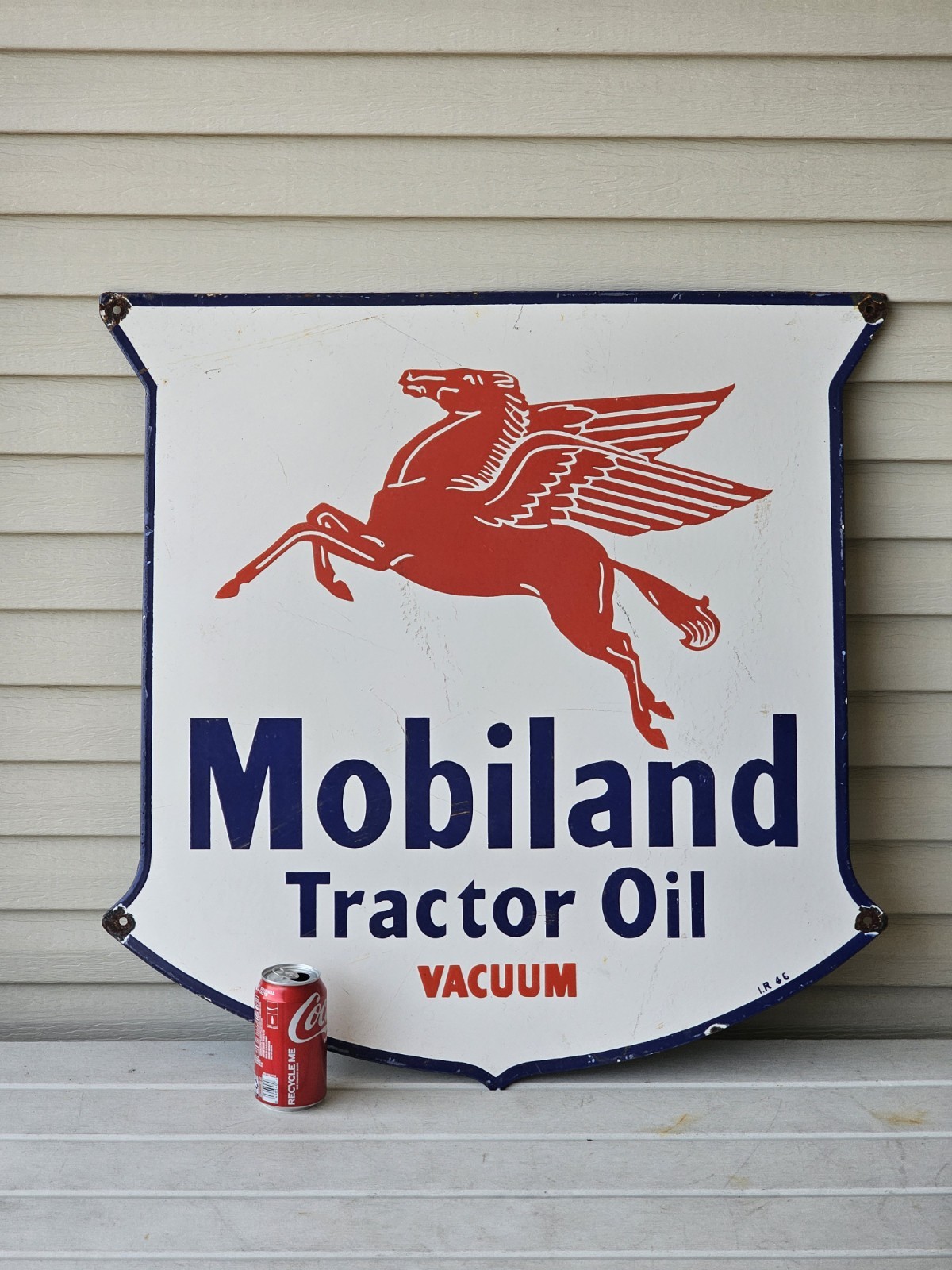 GIANT VINTAGE MOBILAND OIL TRACTOR PEGASUS PORCELAIN SIGN 30\ GIANT VINTAGE MOBILAND OIL TRACTOR PEGASUS PORCELAIN SIGN 30\