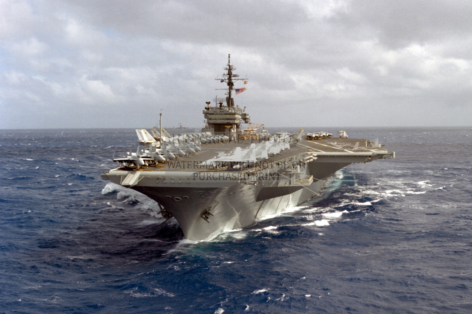 USS CONSTELLATION CV-64 AIRCRAFT CARRIER PACIFIC OCEAN WWII 4X6 PHOTO