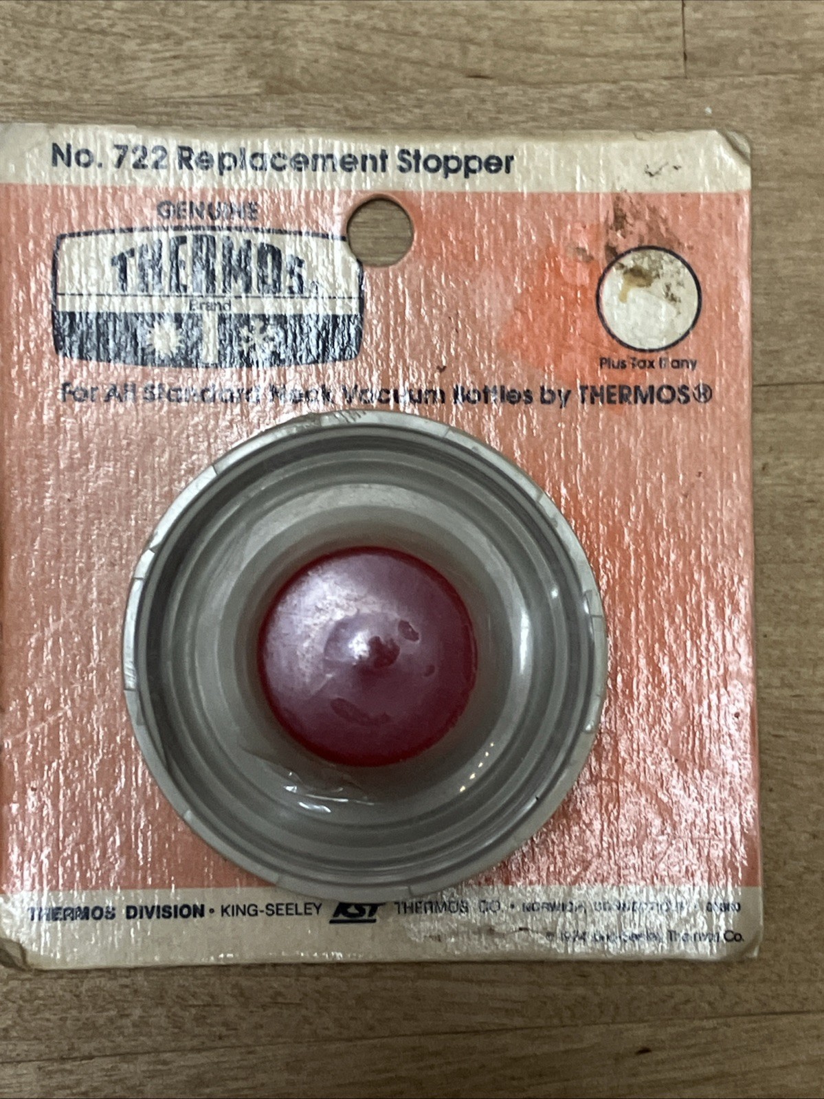 MIP Vintage Original Genuine Thermos Brand Replacement Stopper Number 722 MIP Vintage Original Genuine Thermos Brand Replacement Stopper Number 722