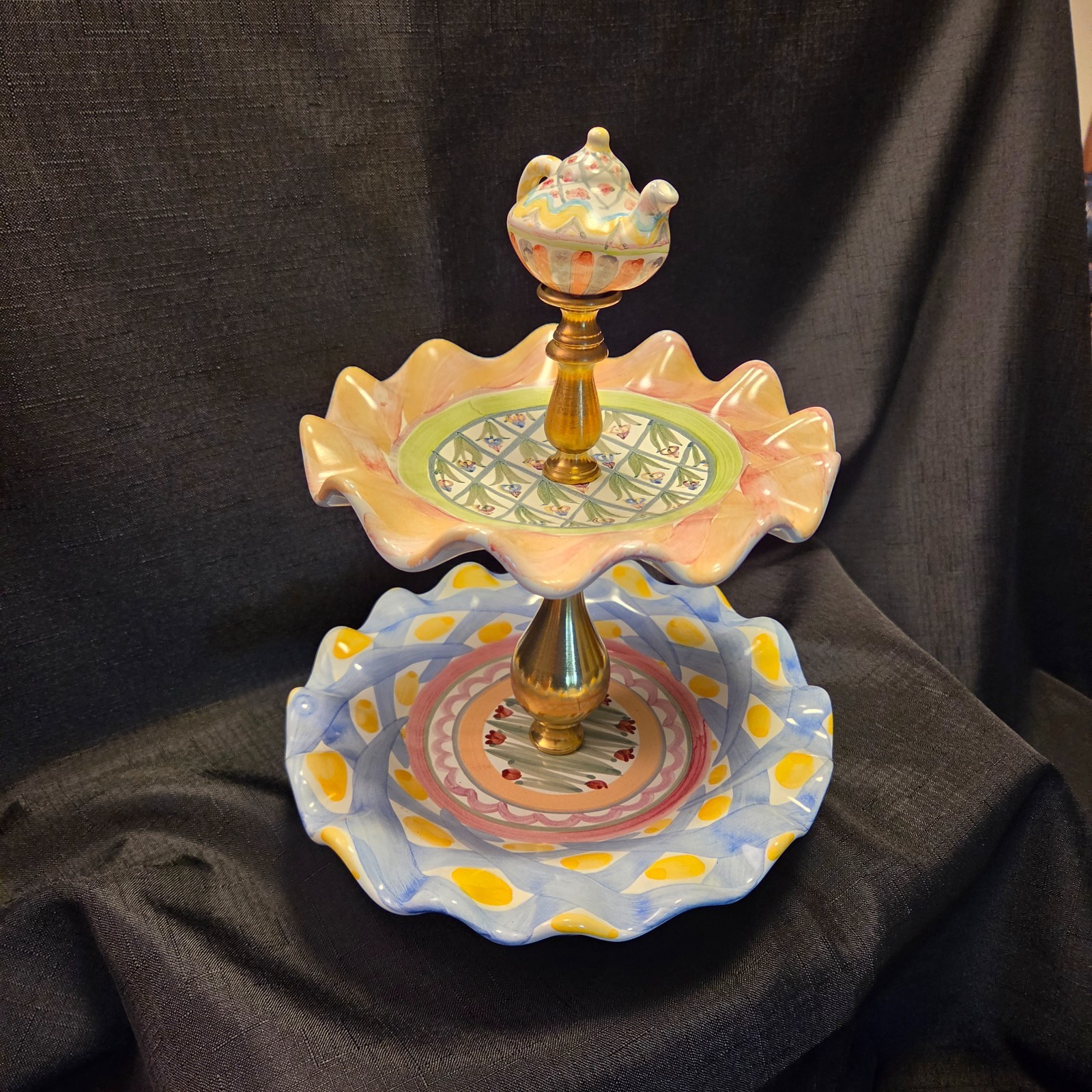 Mackenzie-Childs Ceramic 2 Tier Dessert Sweet Stand Mint Condition Mackenzie-Childs Ceramic 2 Tier Dessert Sweet Stand Mint Condition