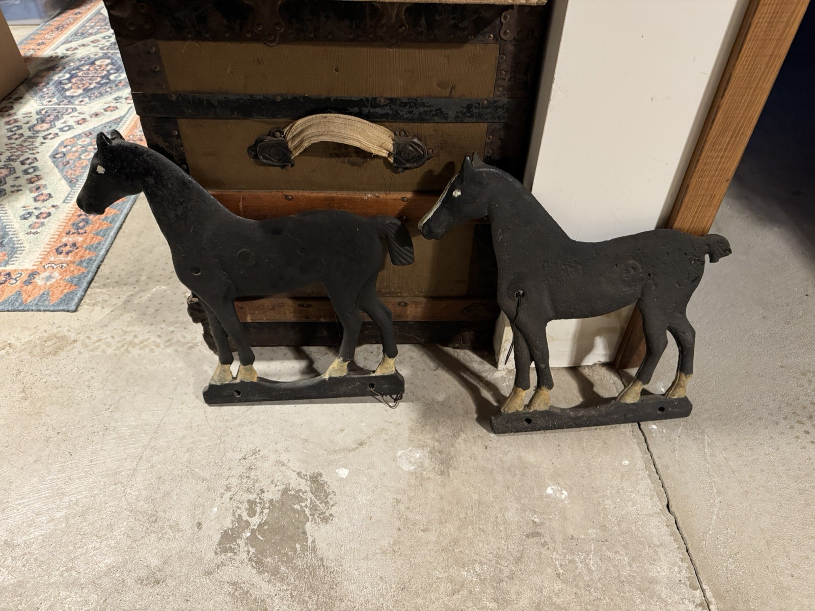 Vintage 1900s Dempster Windmill Weight Cast Iron Bob Tail Horses Nice 👀 LOOK