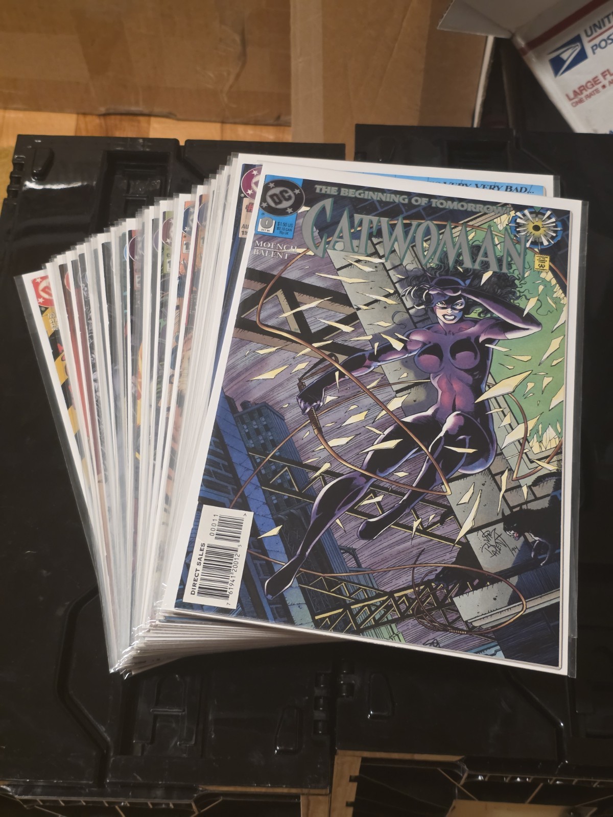 Lot of 36 CATWOMAN comics DC 1993 series issues #0 1-5 8-26 28-32 36 63-65 72-73