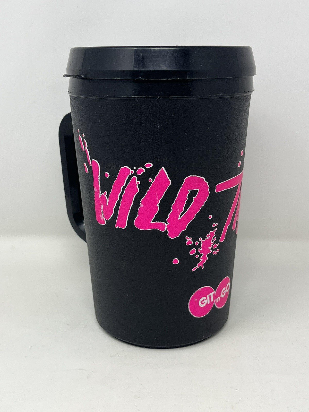 Vintage Git n Go Plastic Travel Mug, Wild Thang, Hot Pink Vintage Git n Go Plastic Travel Mug, Wild Thang, Hot Pink