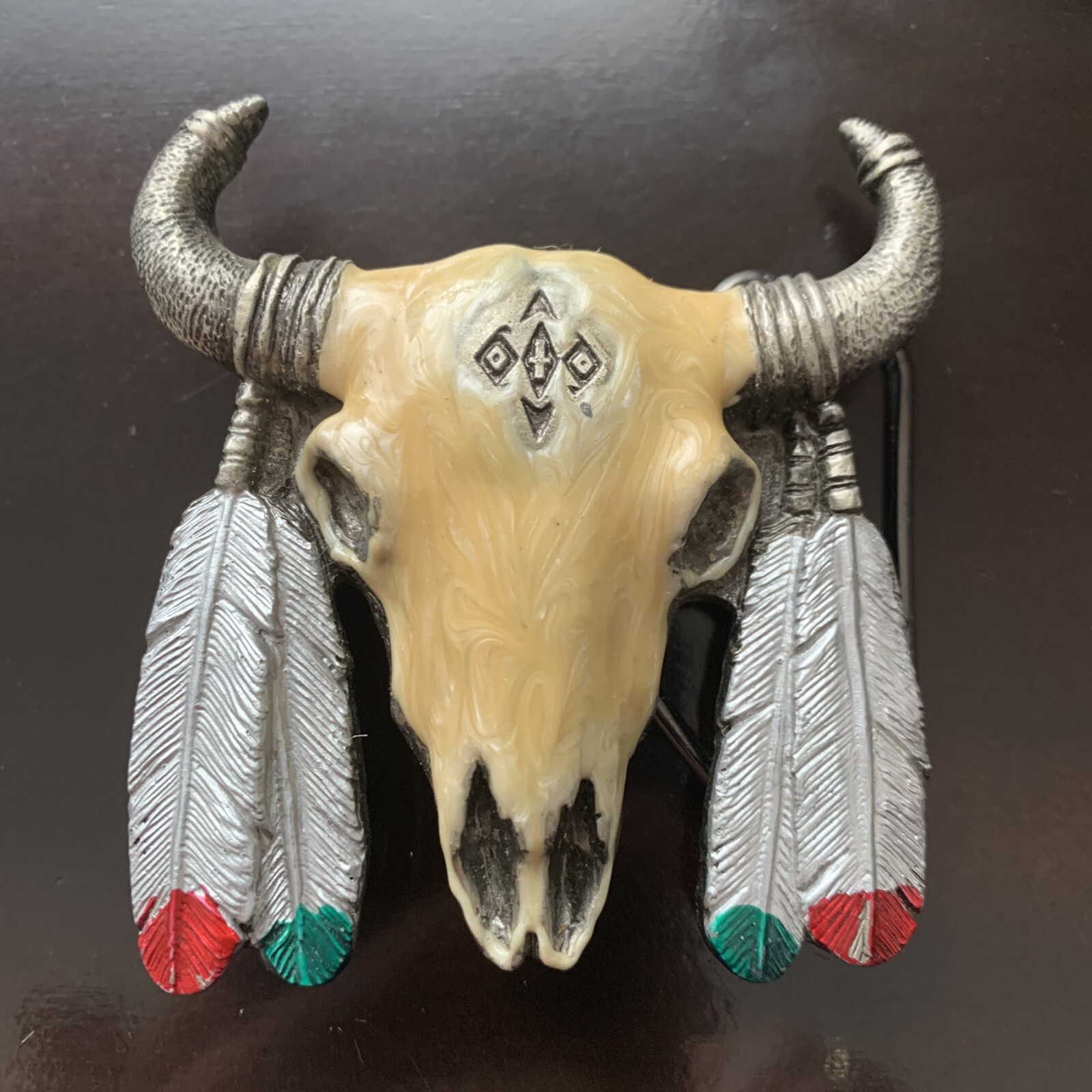 American Indian Cow Skull Feathers Vintage Heavy Belt Buckle 180g 3 x 3 American Indian Cow Skull Feathers Vintage Heavy Belt Buckle 180g 3 x 3