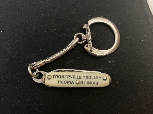 Vintage TOONERVILLE TROLLEY TAVERN Peoria Illinois Keychain Key Ring Pen Knife