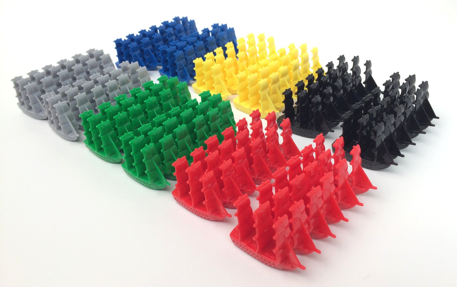 Napoleonic Miniature Navy Sailing Ships: Plastic Sailboat Figurines: Red, Blue, Napoleonic Miniature Navy Sailing Ships: Plastic Sailboat Figurines: Red, Blue,