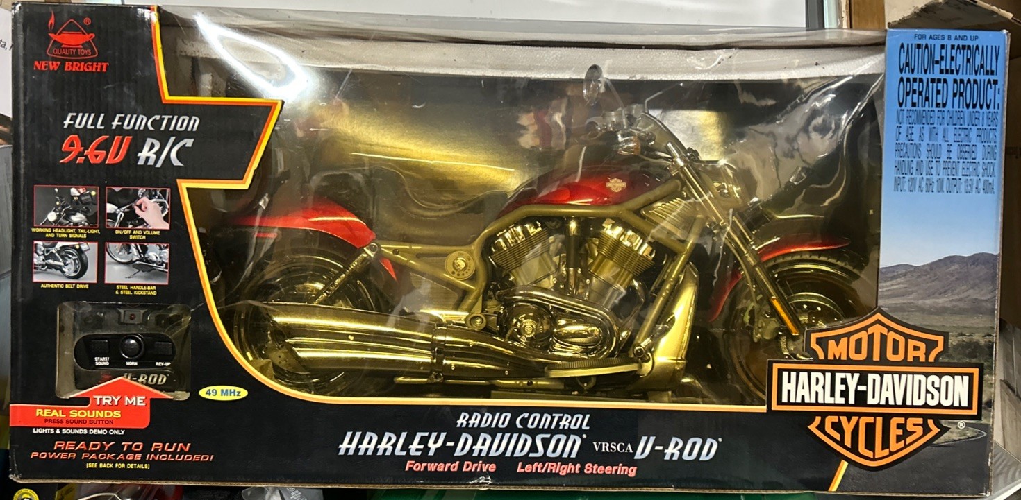 New Bright 9.6V R/C Red Harley Davidson Fat Boy Motorcycle NEW In Box