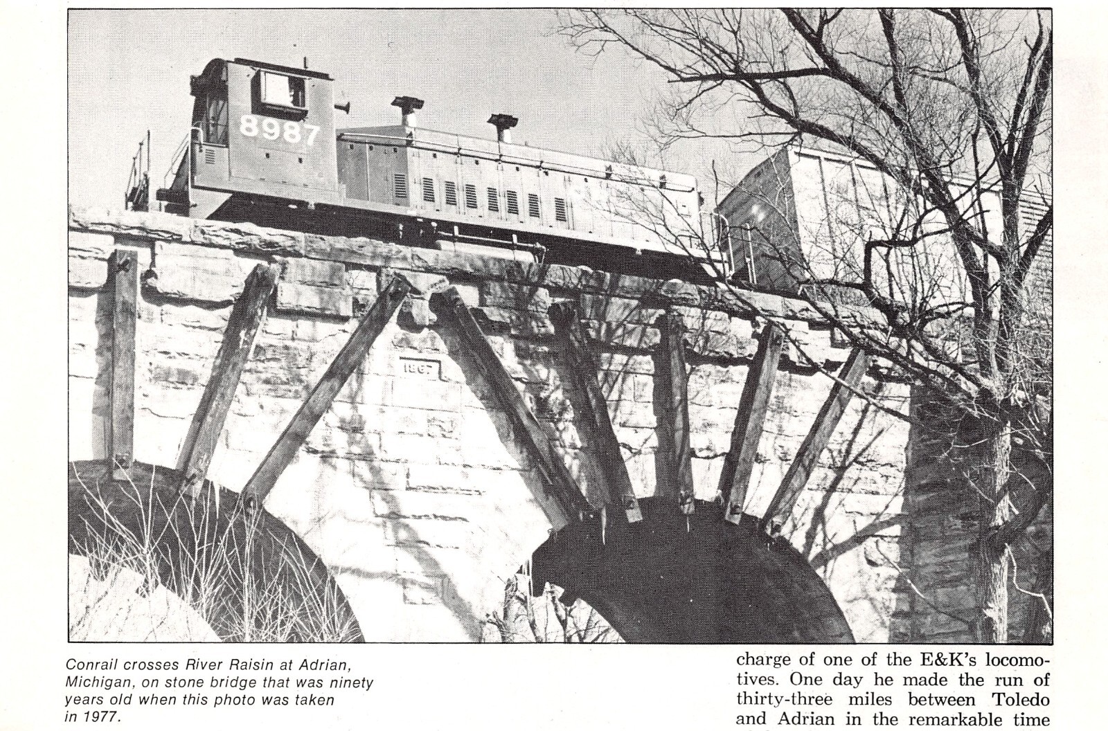Adrian Michigan River Raisin Crossed By Conrail Locomotive 8987 Vtg Mag Excerpt