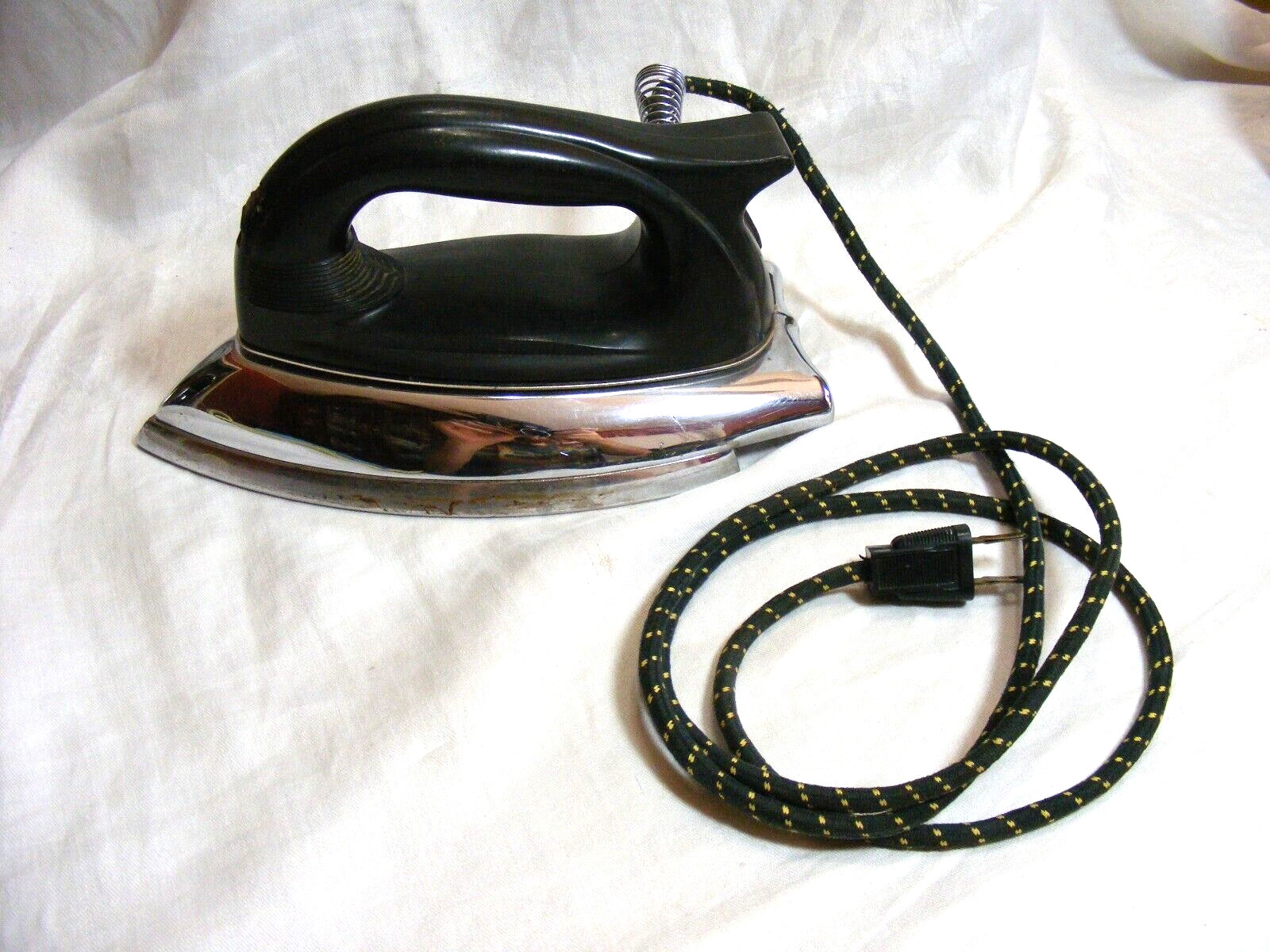 Vintage Sunbeam Model A-9 Iron Master 9-d Vintage Sunbeam Model A-9 Iron Master 9-d
